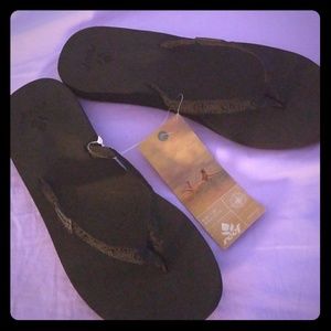Brand New Reef Flip Flops